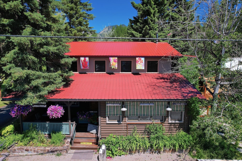 Laughing Horse Lodge