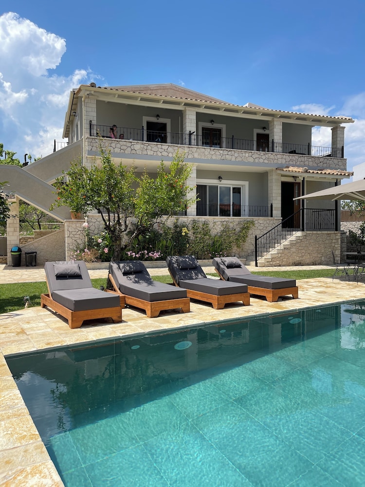 Casa Del Mar