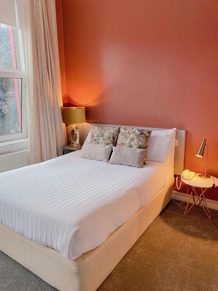 Rose Lodge Guest House view 3