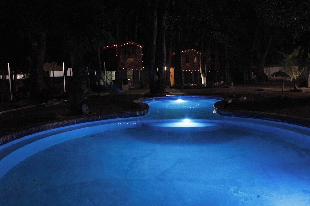 Sunzal Bungalows