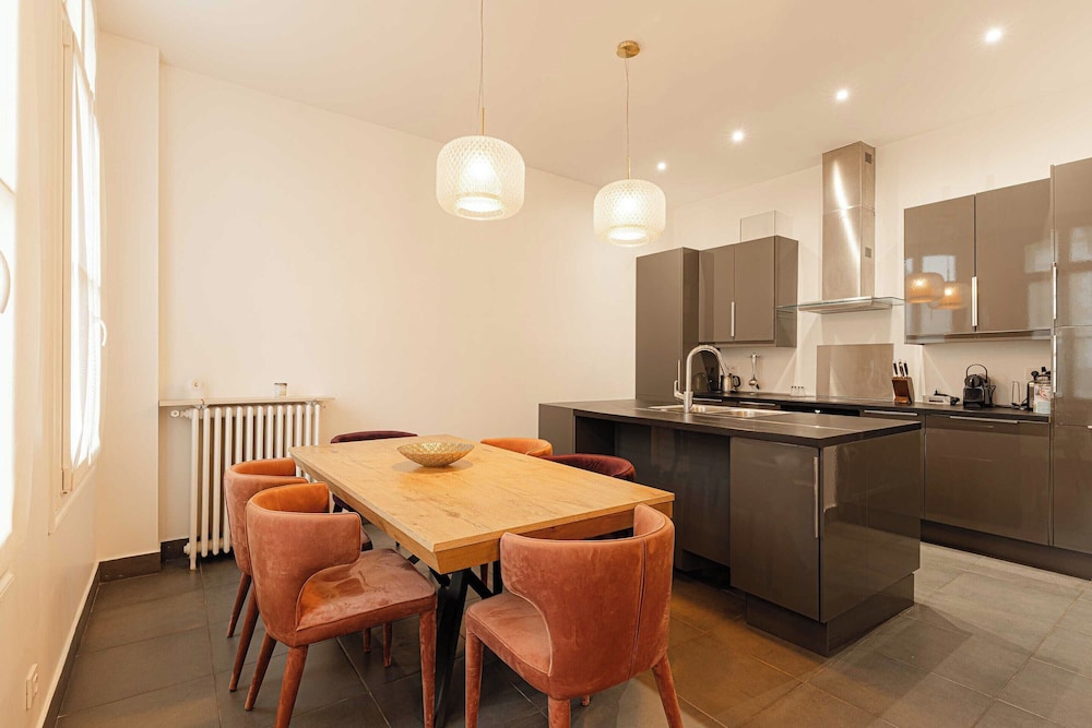 Spacious House - AC- 5br-12p- Deauville