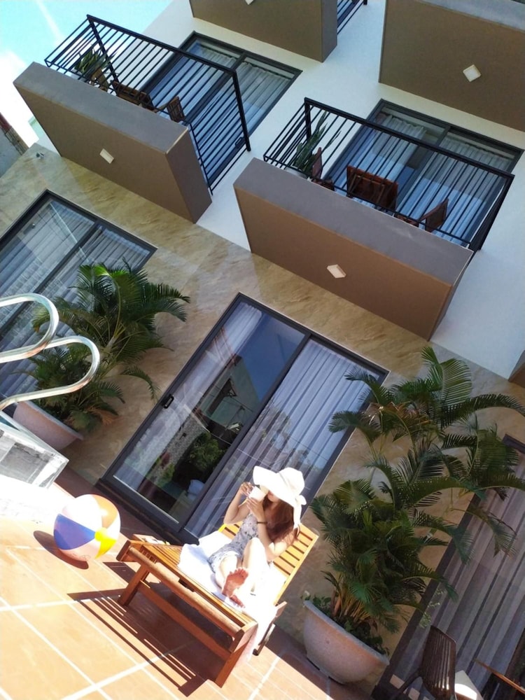 Ty house