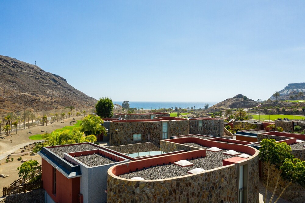 Villa in Anfi Tauro Near Beach & Golf