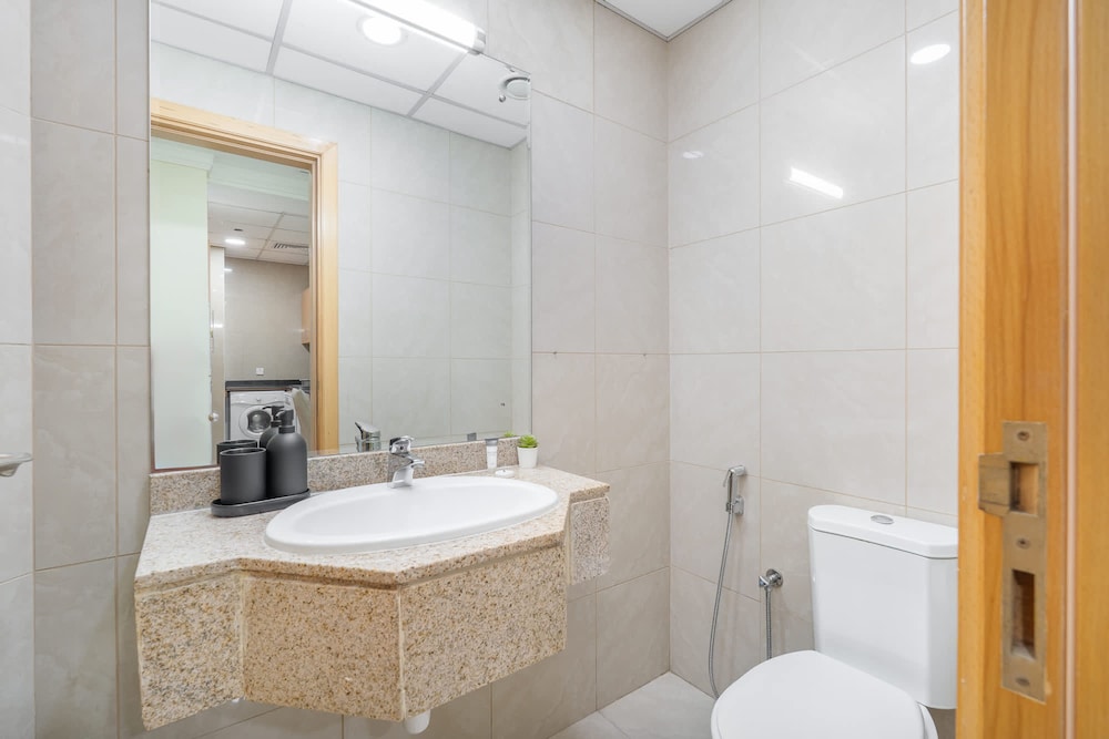 1 Bedroom in Marina With Stunning Ain Dubai View