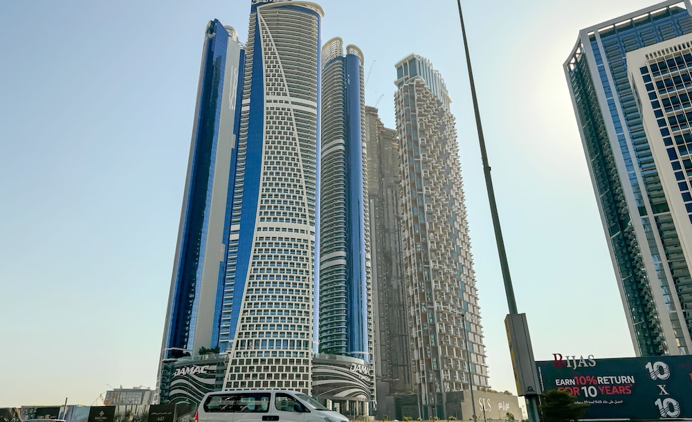 bnbme | DAMAC Towers Paramount | 3 BDR