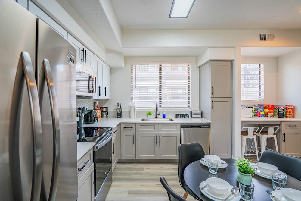 ROVE LIVING/KB - Zone Westgate