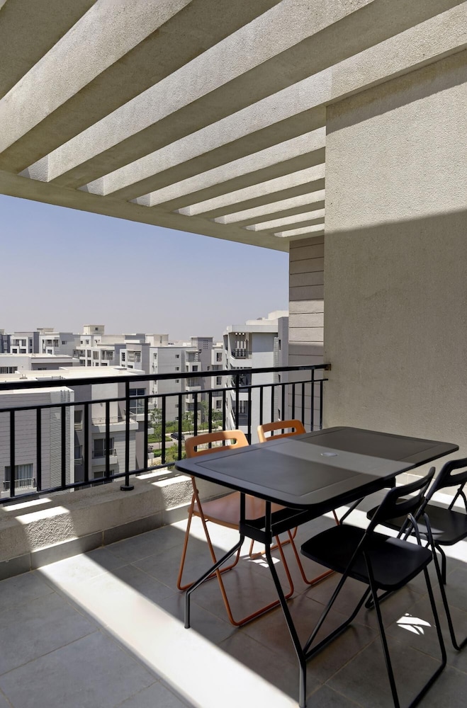 Vesta - Luxury Apt - 2Br - Cfc XII