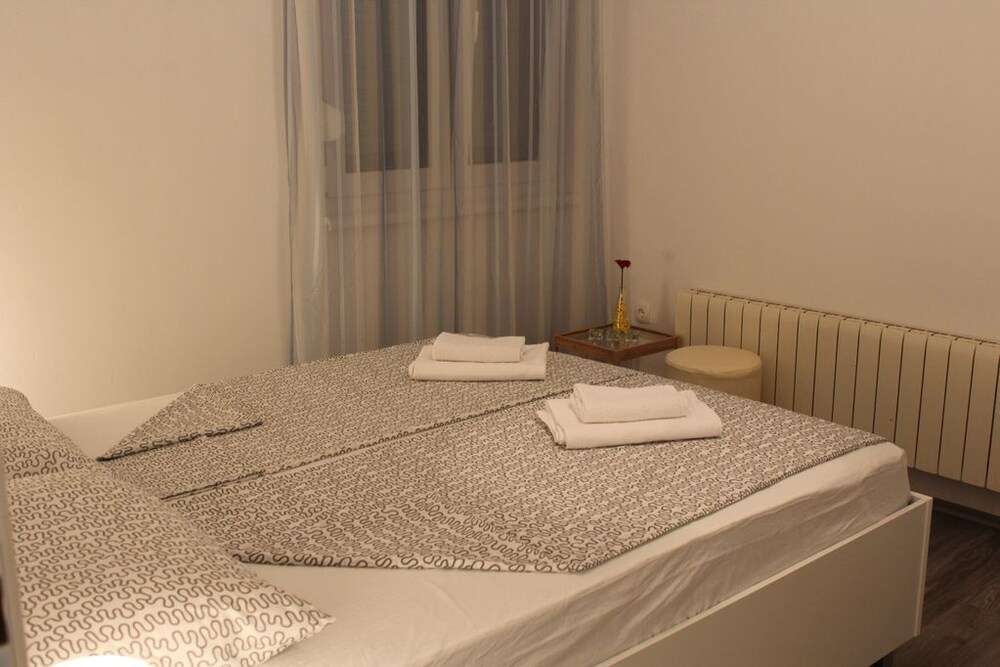 Apartment Silver view 3