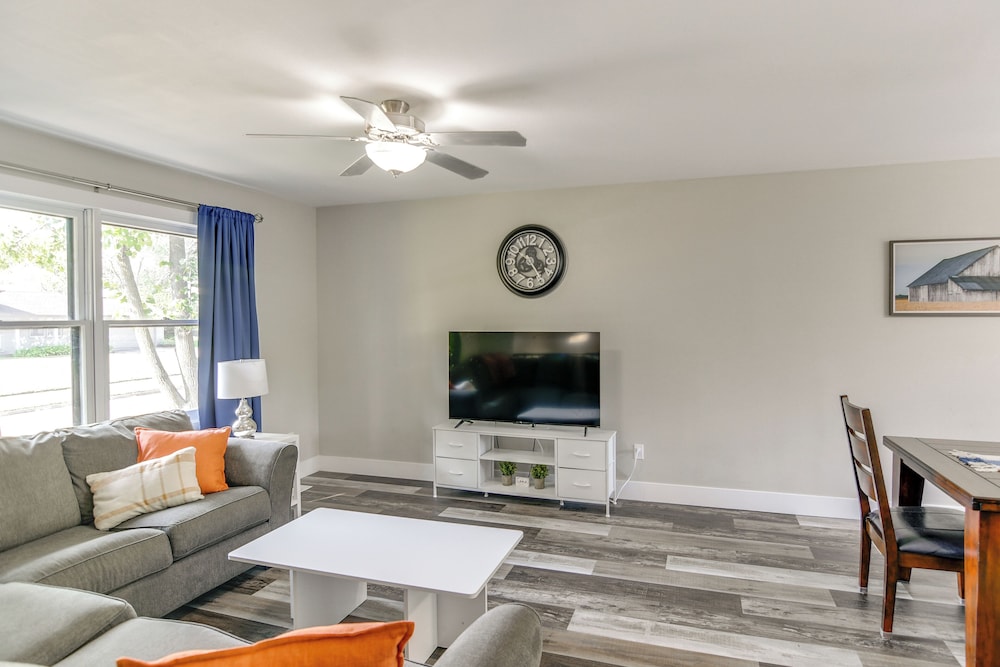 4 Mi to Big Creek State Park: Spacious Family Home