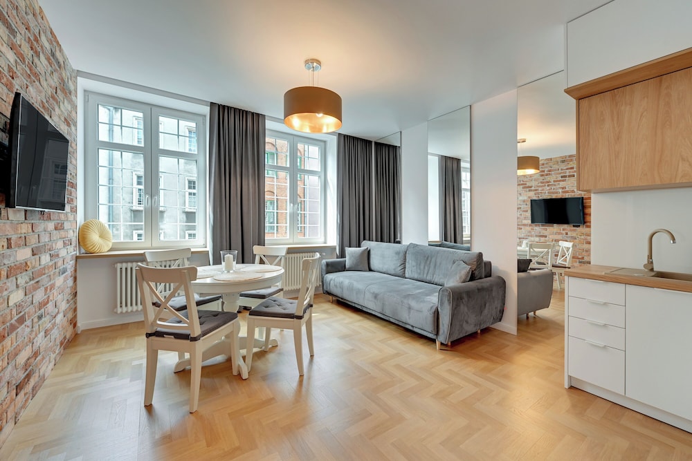 Old Town Mariacka by Downtown Apartments