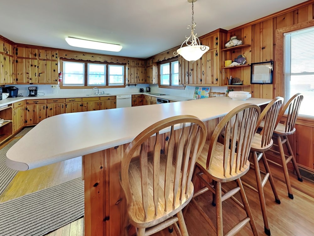 The Caroline by Topsail Realty