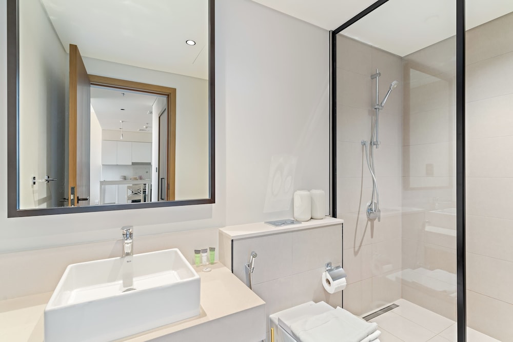 Elegant One-bedroom in Dubai Hills for 4 Persons