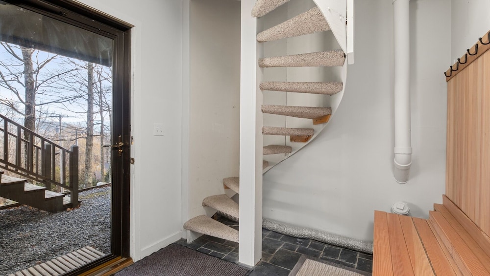 19 North Lynx 4 Bedroom Condo