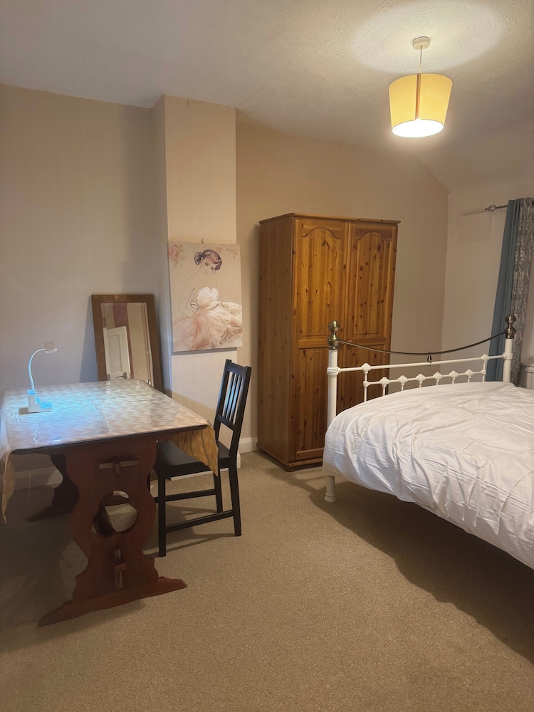 Oxford - Villa - Sleeps 8 - Garden - Parking