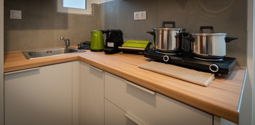 LIV - Cozy Apartment in Pagrati