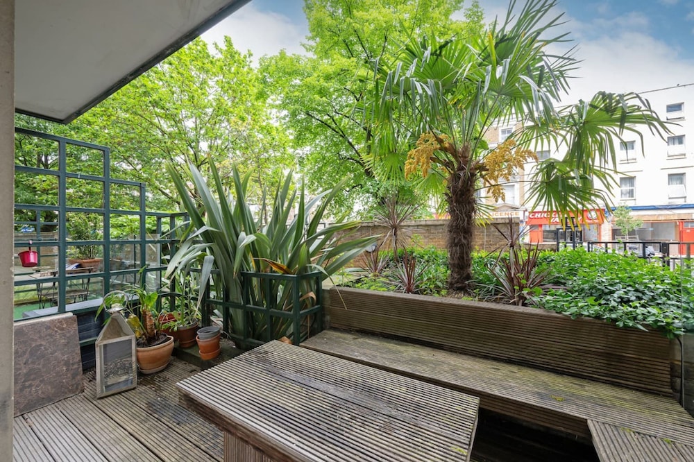 Deluxe Apt 24 7 Security Private Terrace