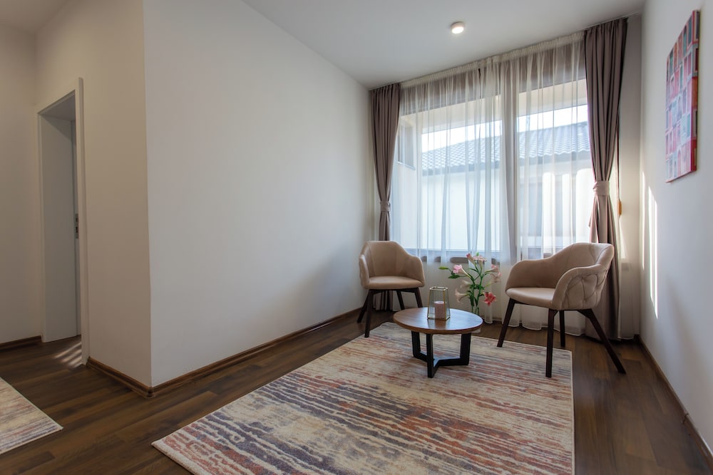Malak Resort