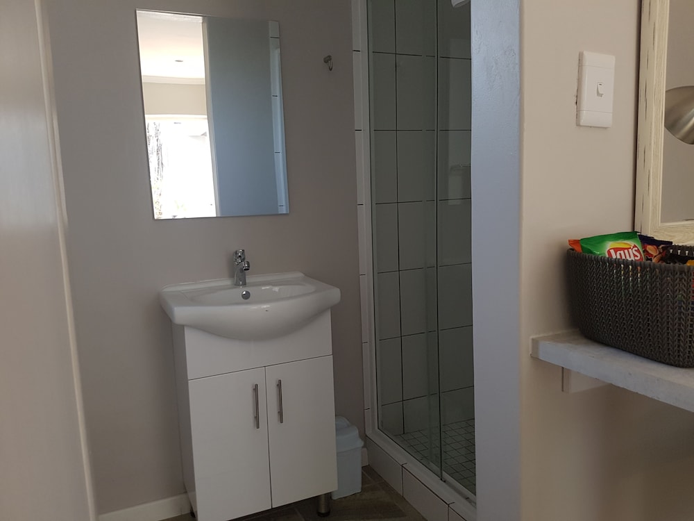 Melkbosch Guesthouse