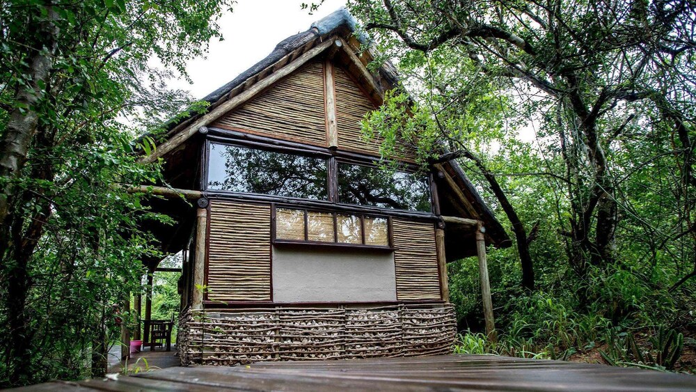 Royal Thonga Safari Lodge