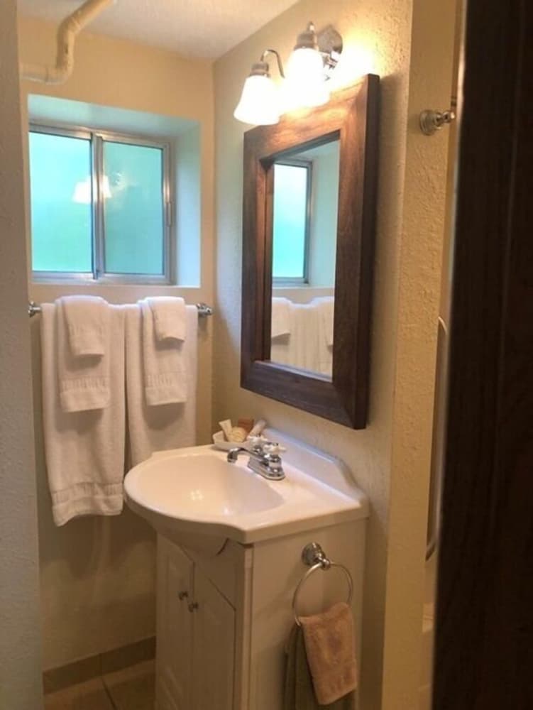 Reflections Inn