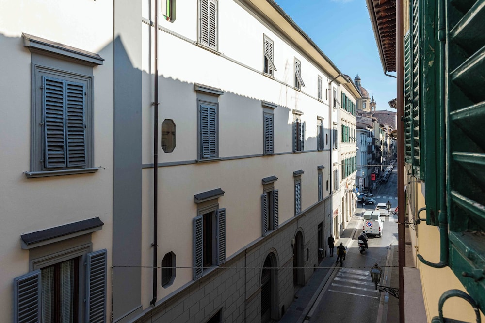 Lotus San Frediano by MMega