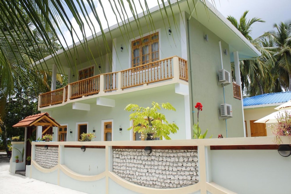 Athiri Inn photo 1