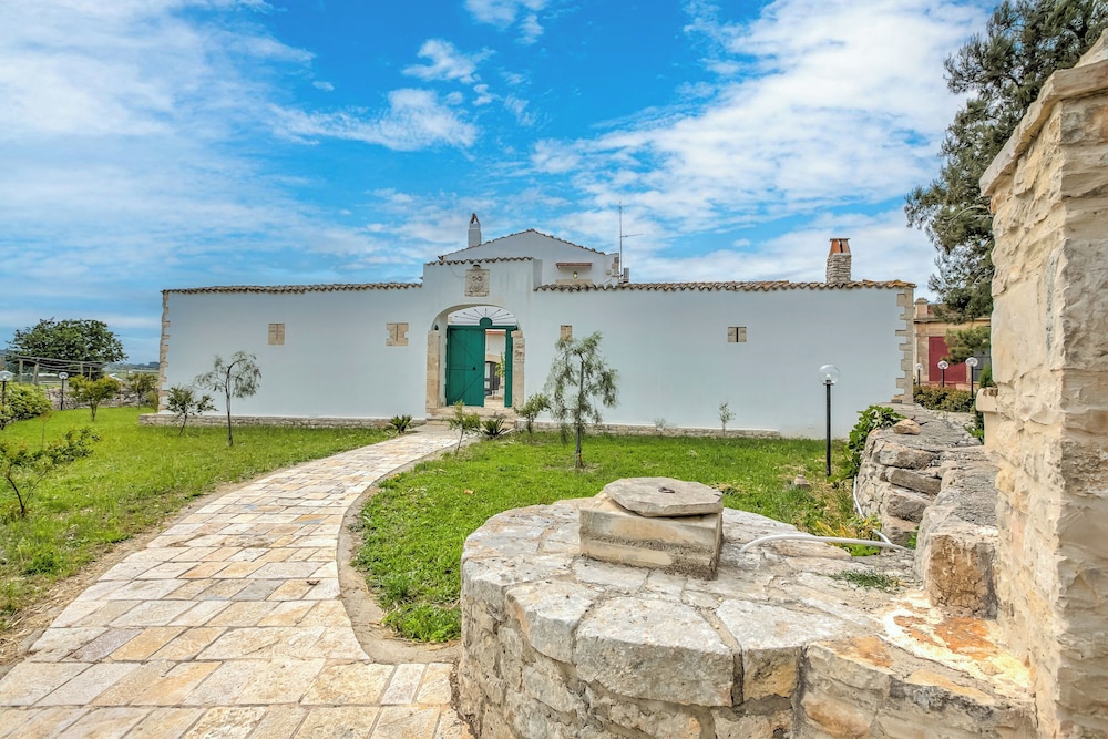 Annunziatella Apulian Farm Experience