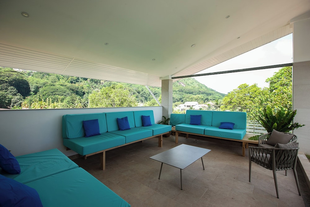 Joan Eco Relais