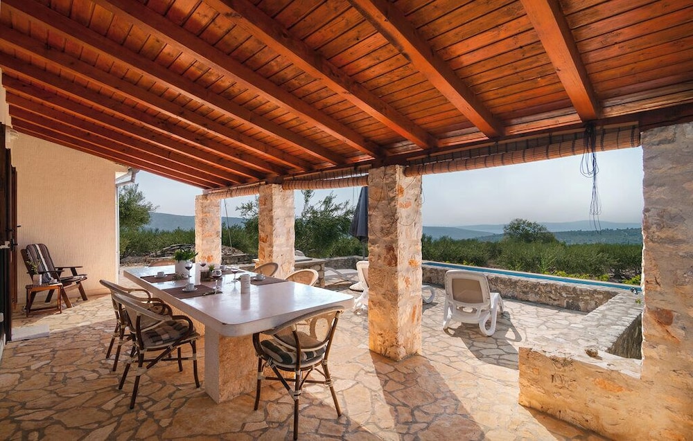 Holiday Home Stomorica