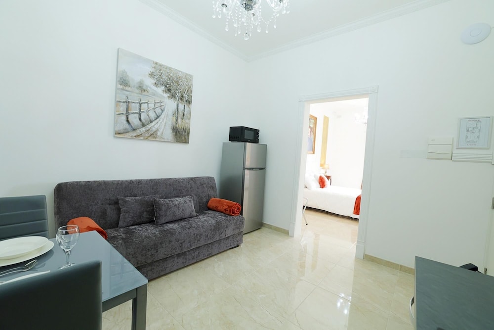 Deluxe Apartment in Di Valentina Guesthouse Apt 3 view 4