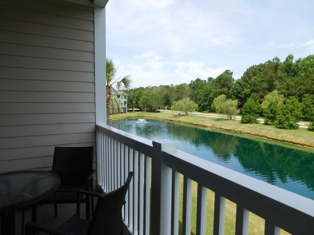 River Crossing #322 2 Bedroom Condo by RedAwning