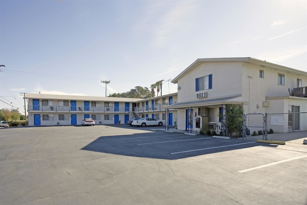 Riverside Vacations - Americas Best Value Inn Beaumont, CA - Property Image 1
