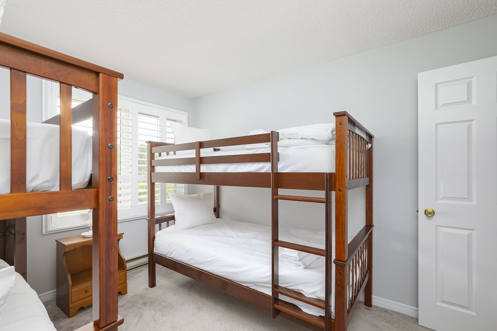 Wintergreen Condos