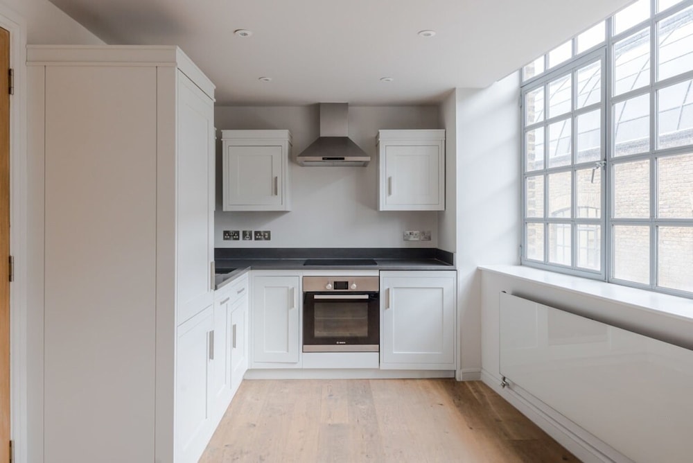 Dolls House - Farringdon - by Frankie Says