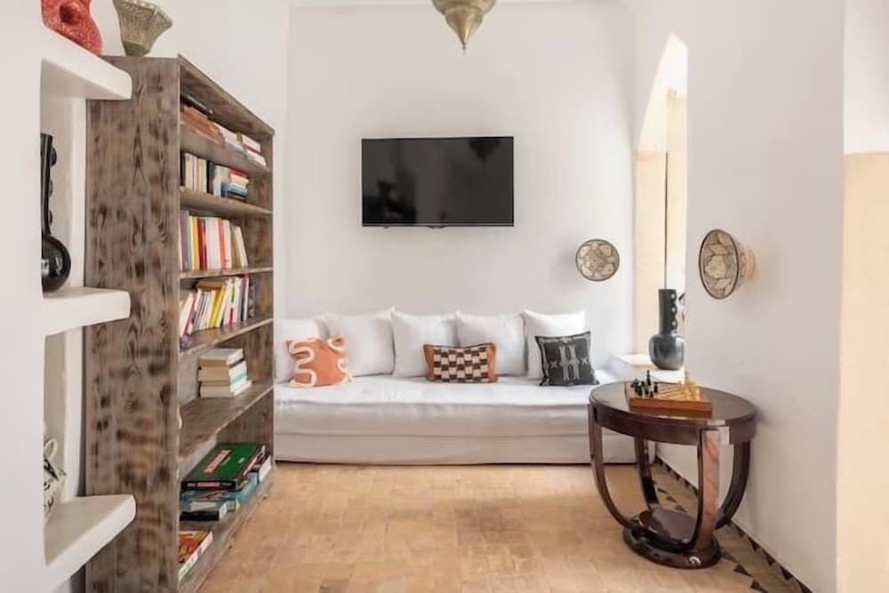Riad basidi