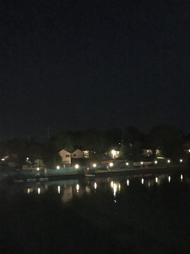 Edgewater Resorts - Edgewater Cottages