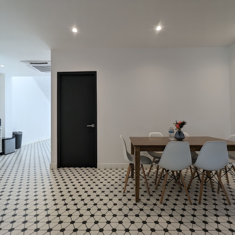 w Modern Loft in Plaza Catedral