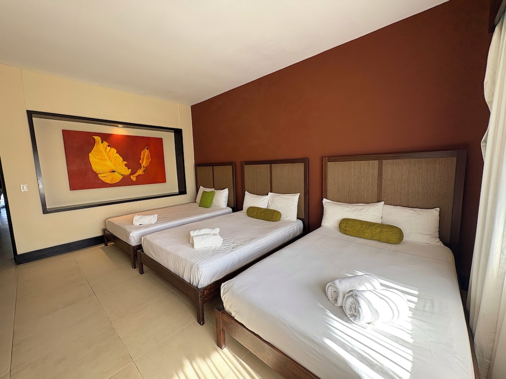 Aldea Thai by AR Vacations