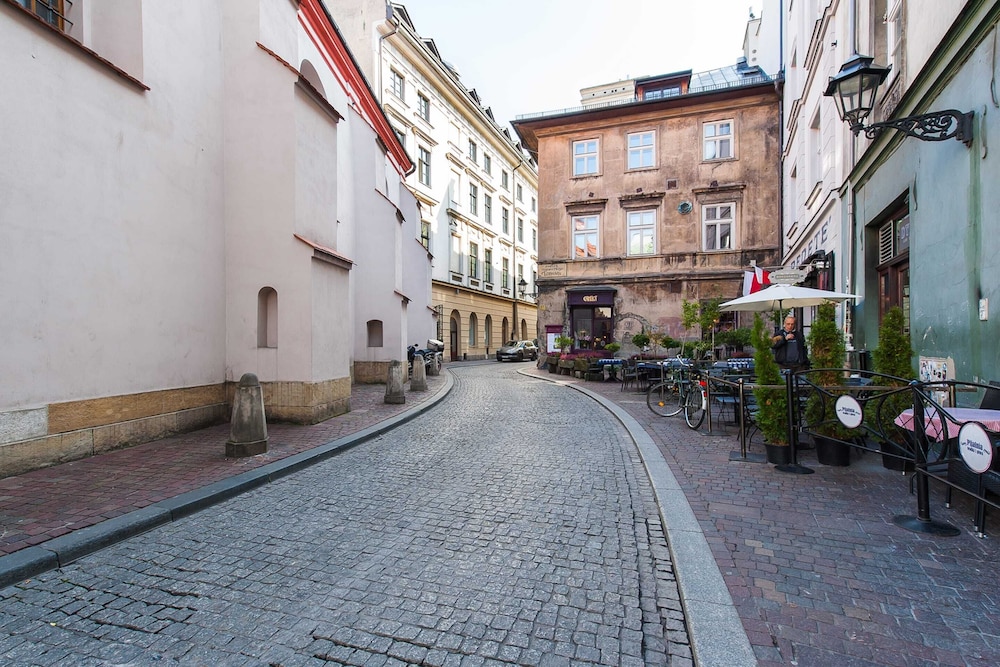 Cracovian Home - LoftAffair view 4