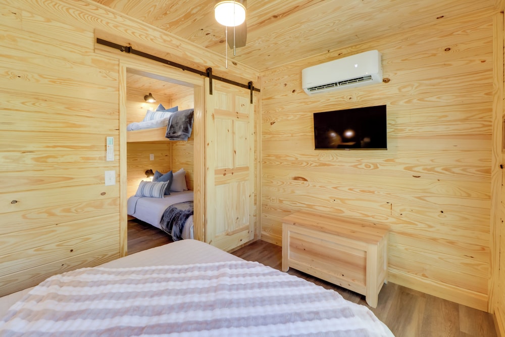 Fish & Hike: Cabin Hideaway w/ Deck in Alabama