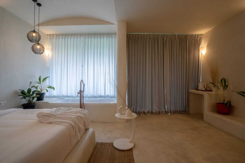 Nomads Resort - Destination Stays