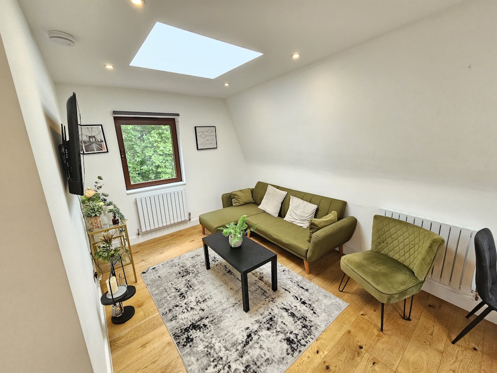2 Bed Apartment in Southwark
