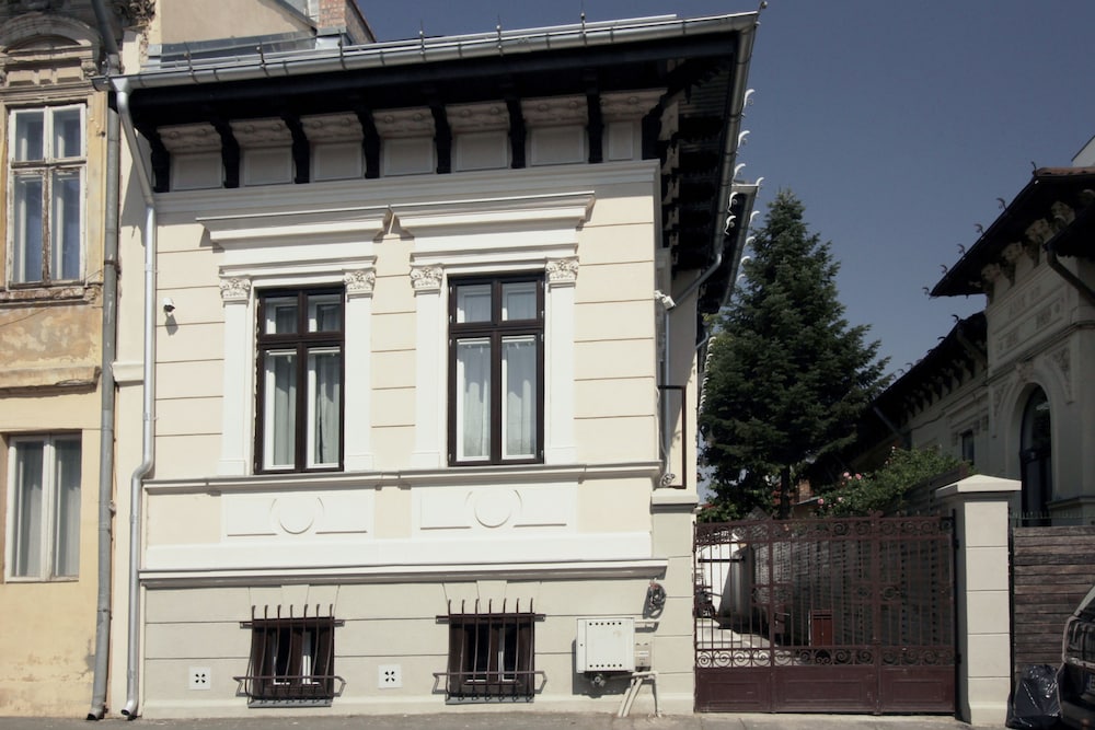 Good Living Bucharest