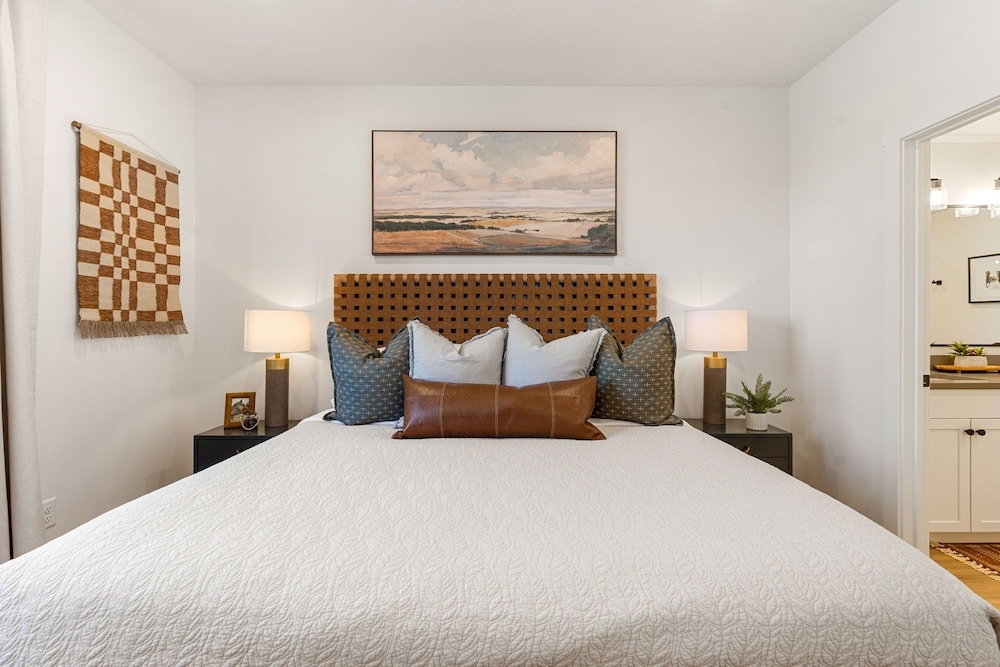 Mane Stay At Terra 3 Bedroom Condo