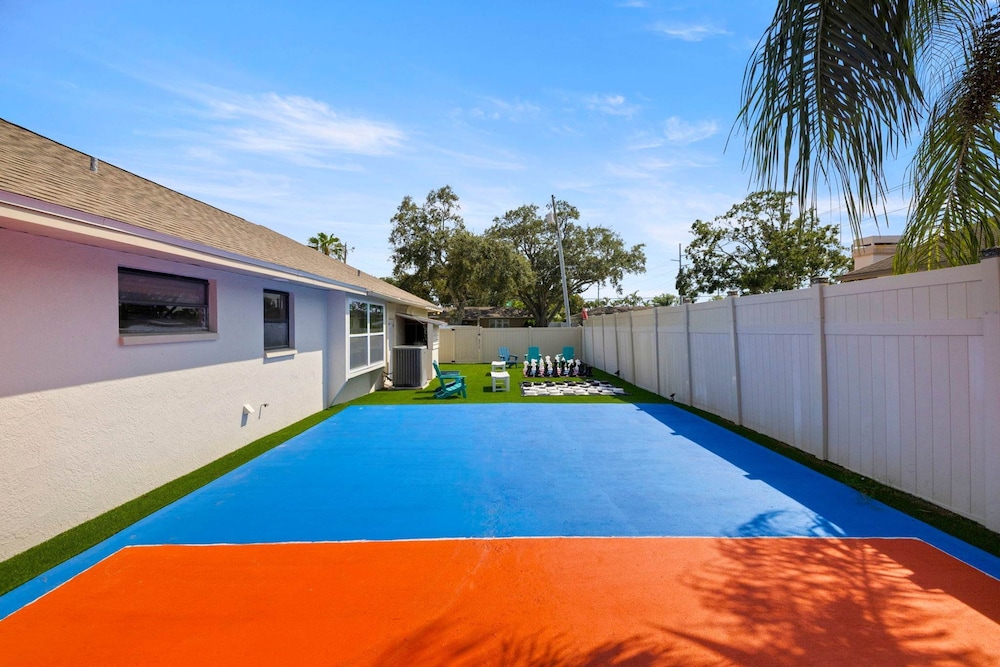 Pickle Ball Golf Pool Spa Game Room Beach