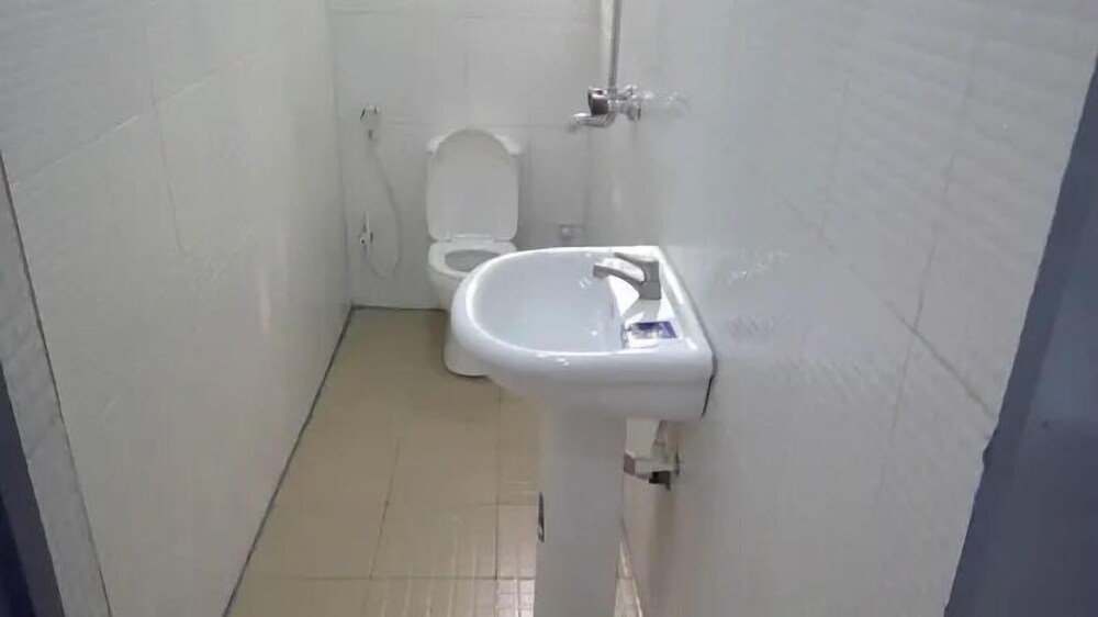 Baai Serviced Apartment