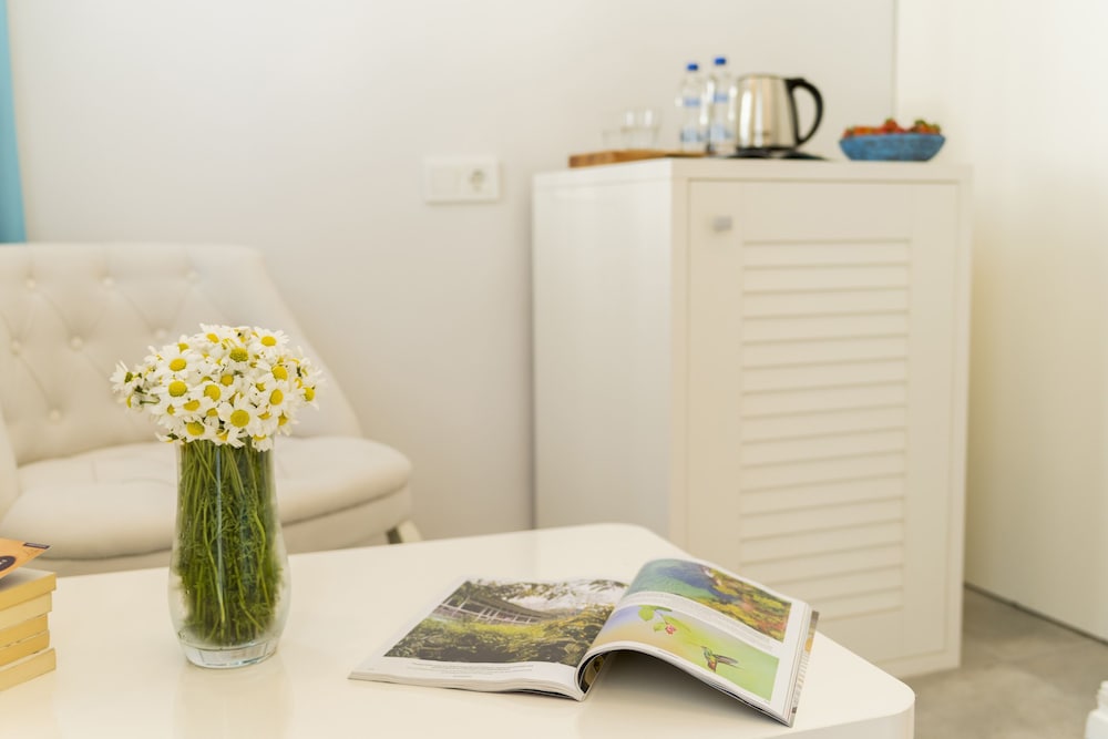 Monastery Suites Hotel - Image 10