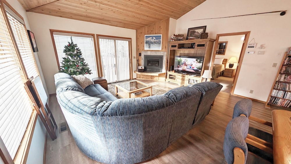 Coyote 7 3 Bedroom Home