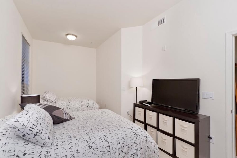 The Place To Be By Signature Vacation Rentals