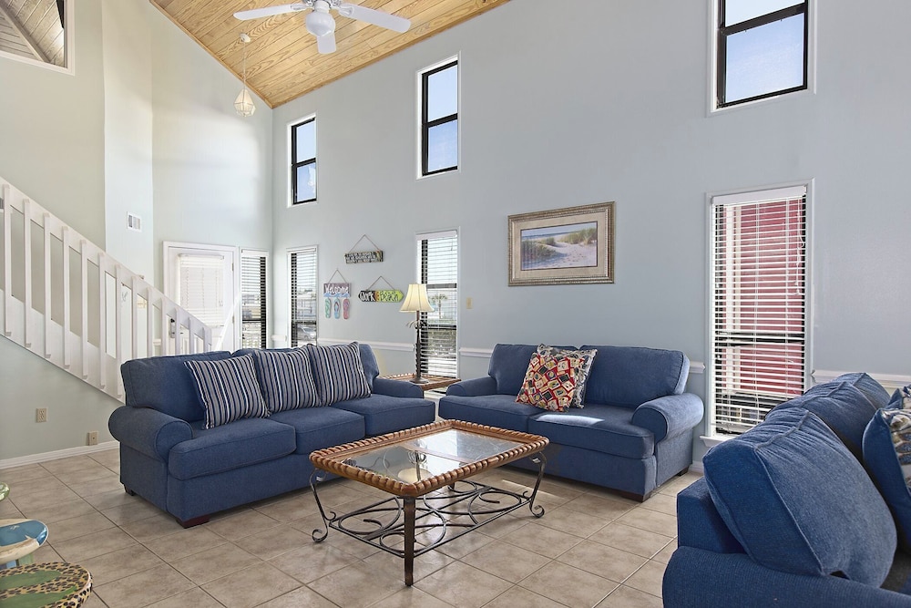 Triple Seas by Southern Vacation Rentals